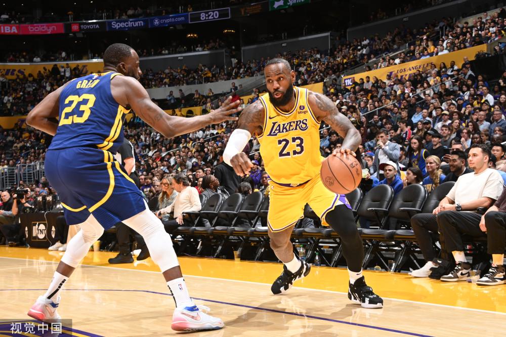 让防守者在 让防守者在