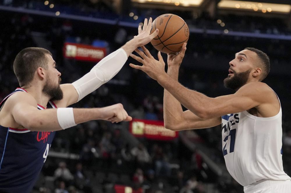 胶着不下 胶着不下