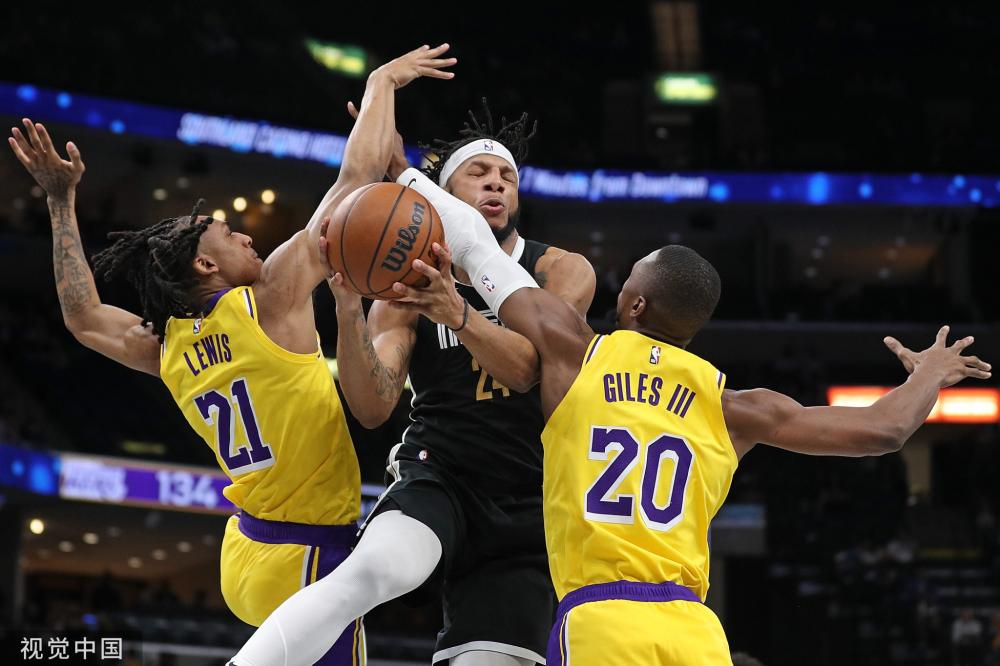 中保持持续 中保持持续