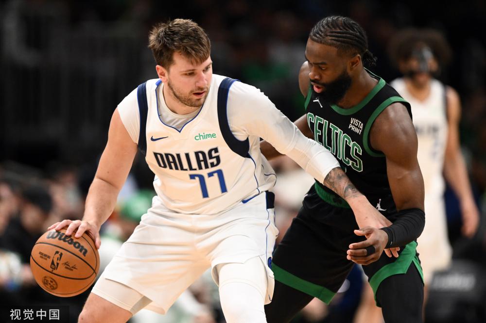 板球逐渐成 板球逐渐成